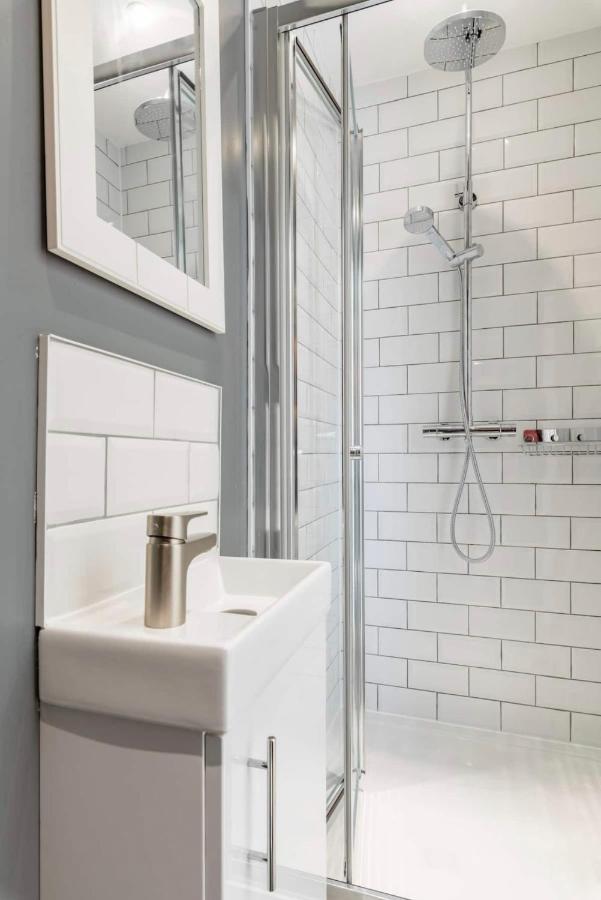 Seaview 1 Bed Open Condo - Free Parking Brighton Eksteriør bilde